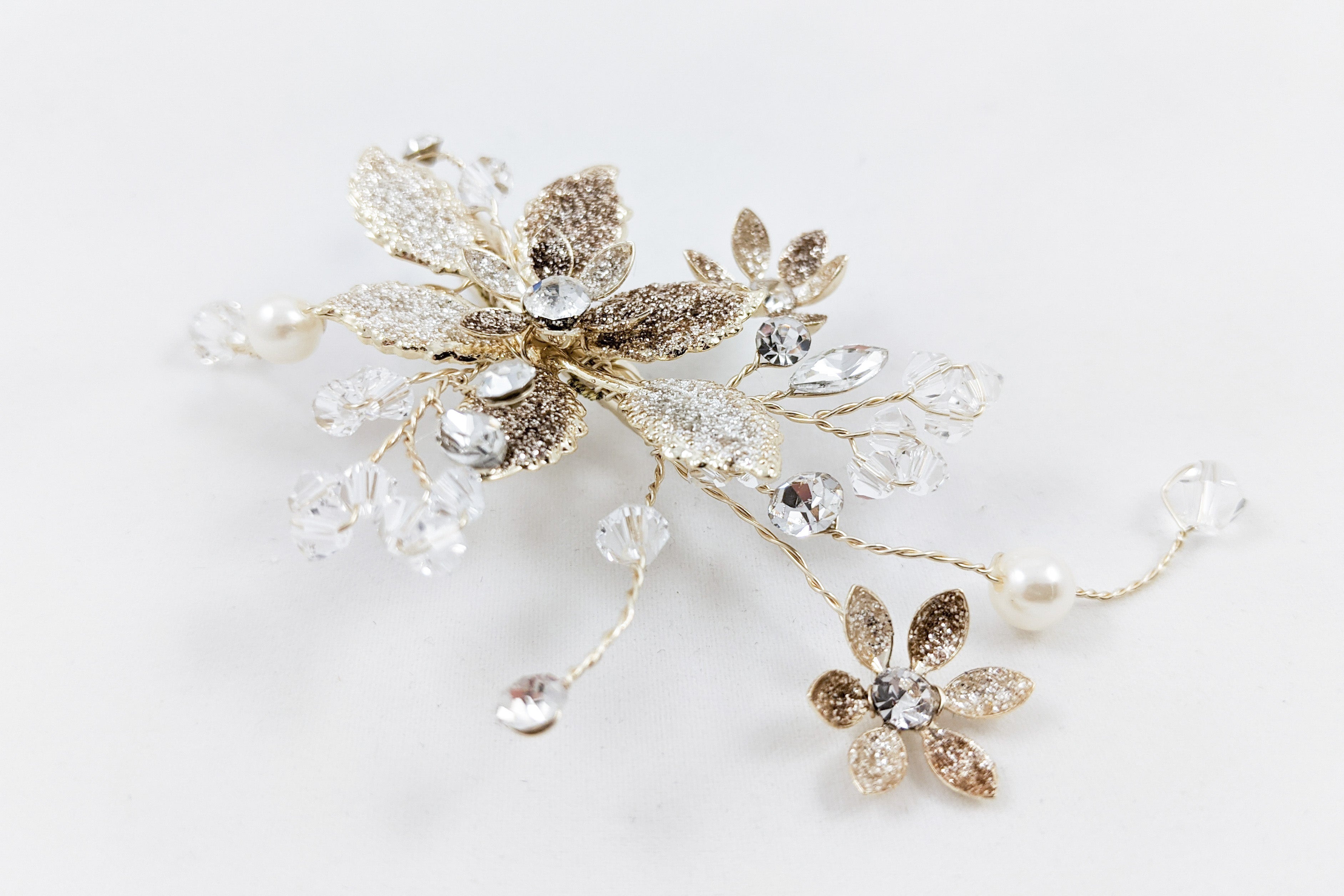 ivory knot-wedding accessories-bridal hair clip-anya