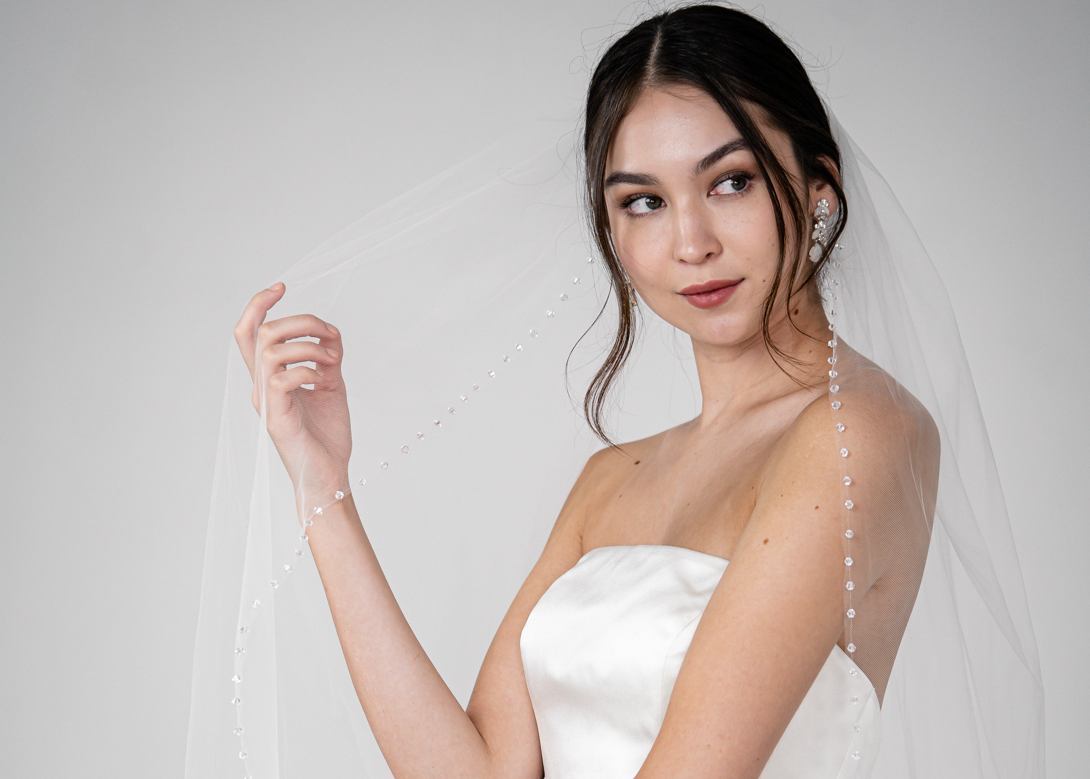 ivory knot-bridal accessories-wedding veils-amy