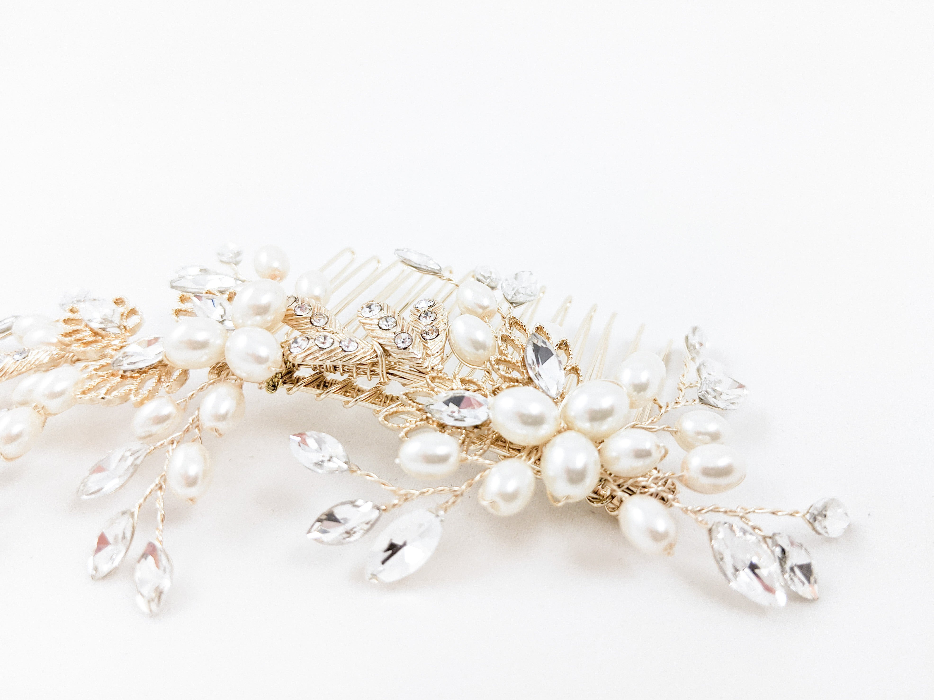 ivory knot-wedding accessories-bridal hair comb-willa