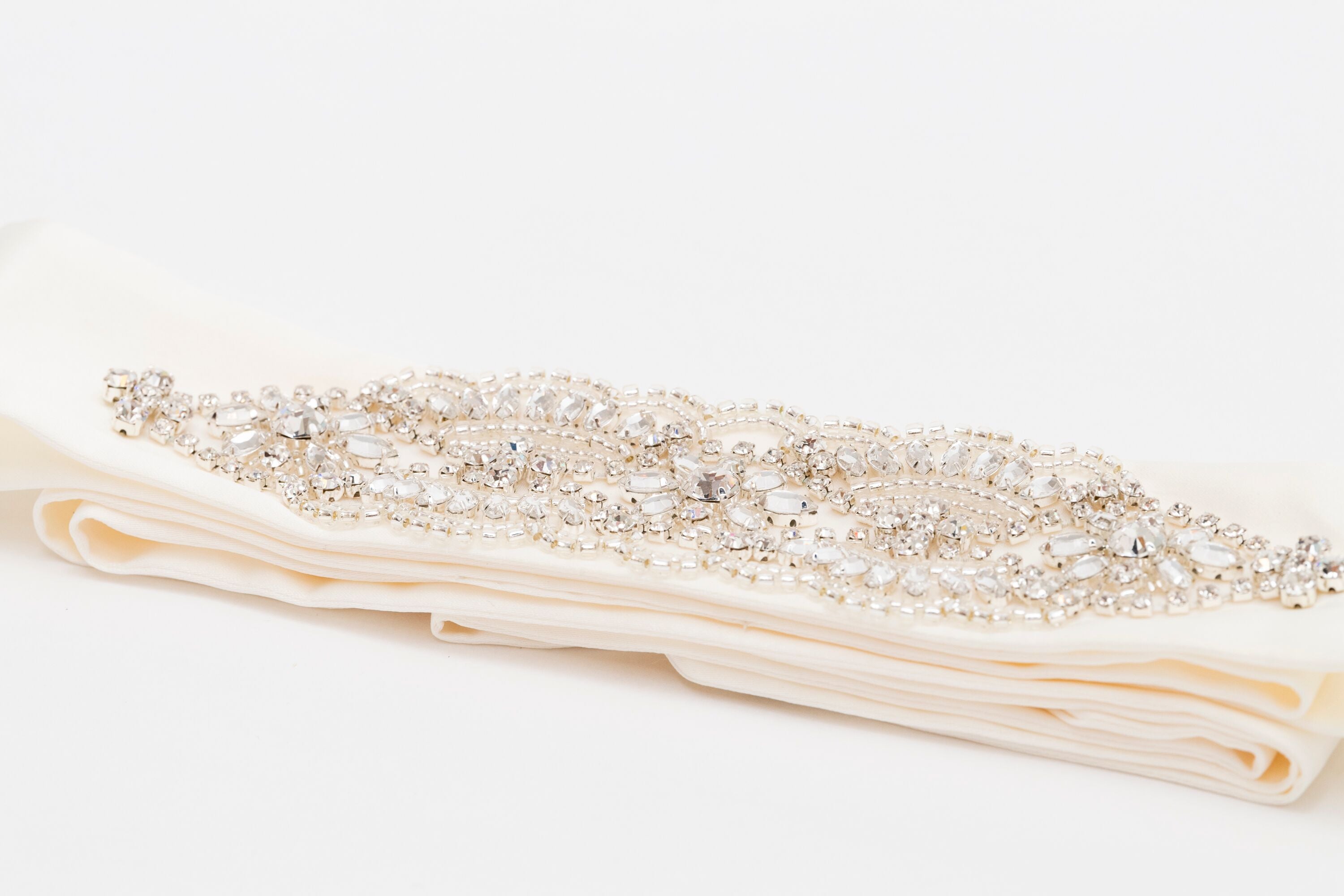 ivory knot-wedding accessories-bridal belt-grace