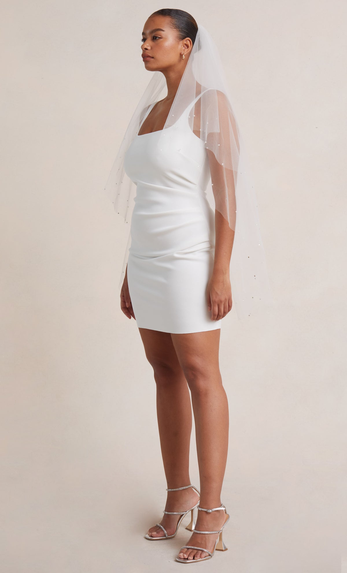 Chloe Veil