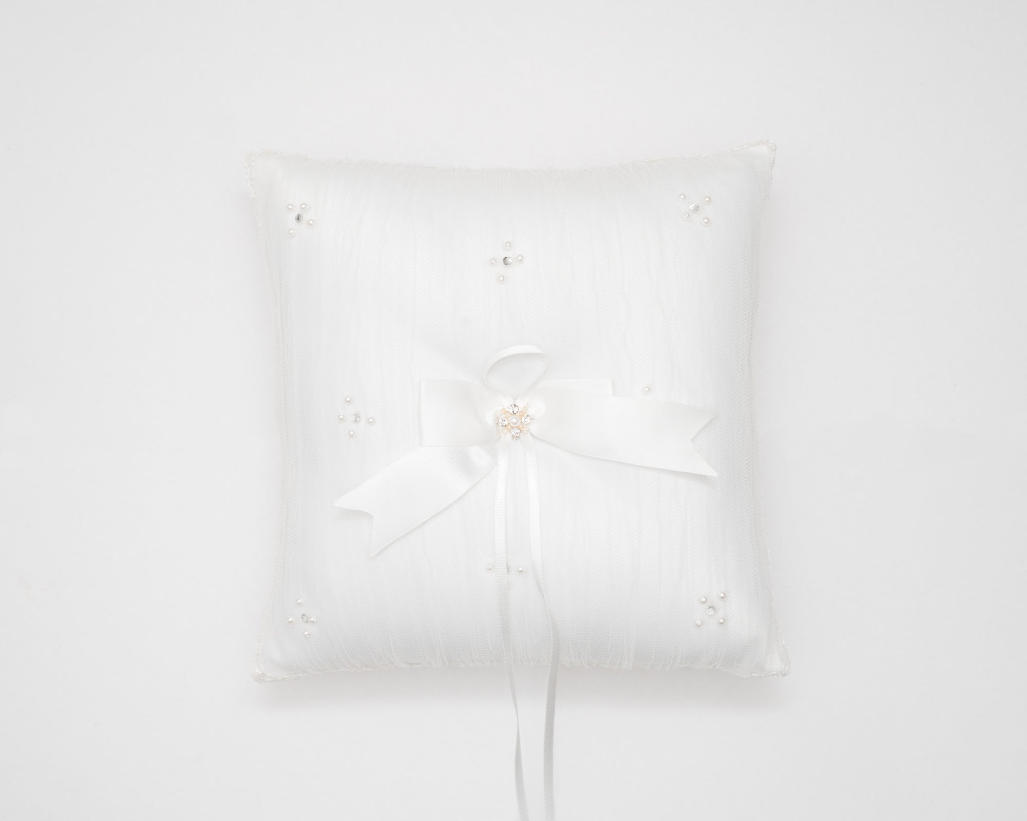 ivory knot-bridal accessories-wedding ring cushion-bella