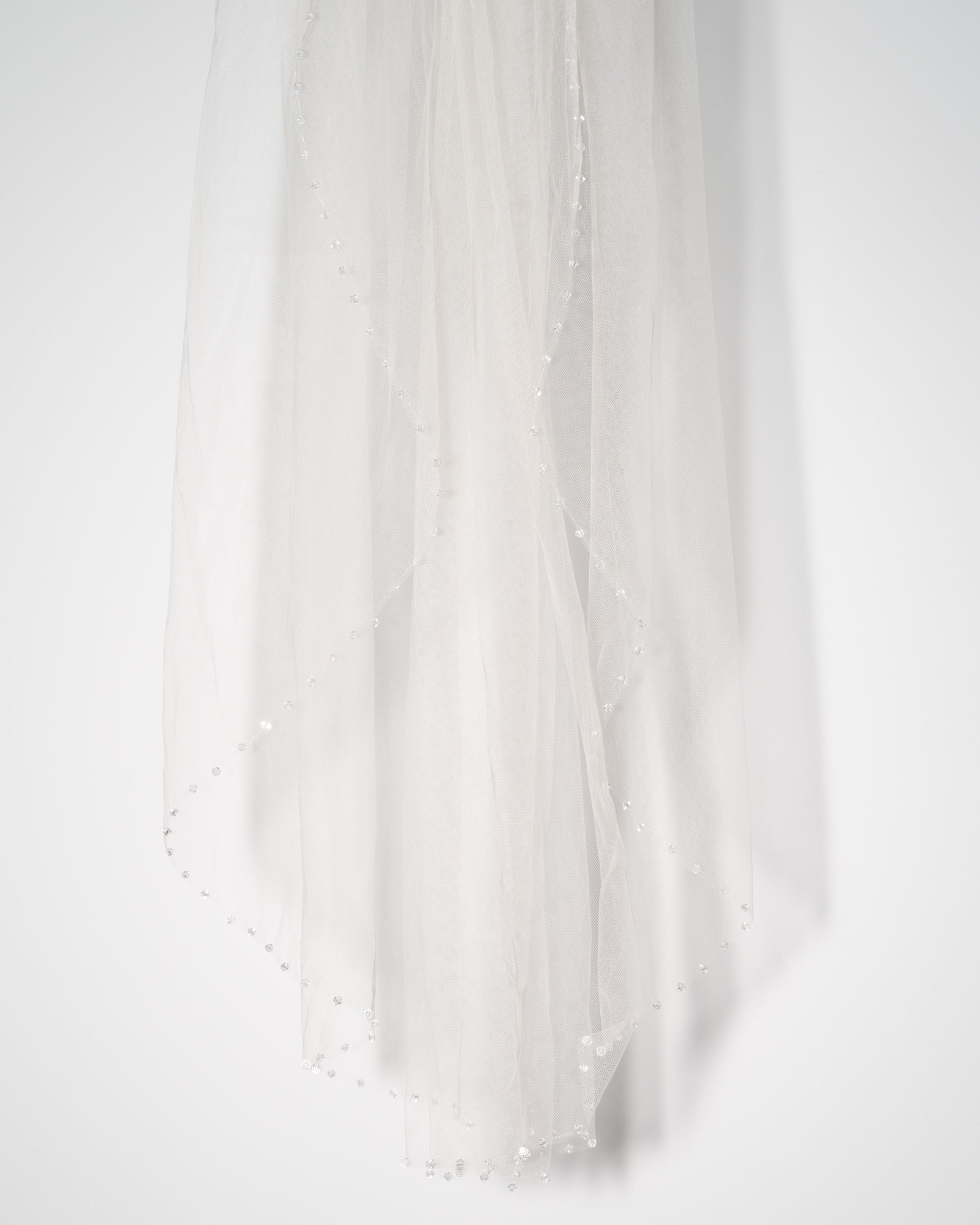 ivory knot-bridal accessories-wedding veils-amy