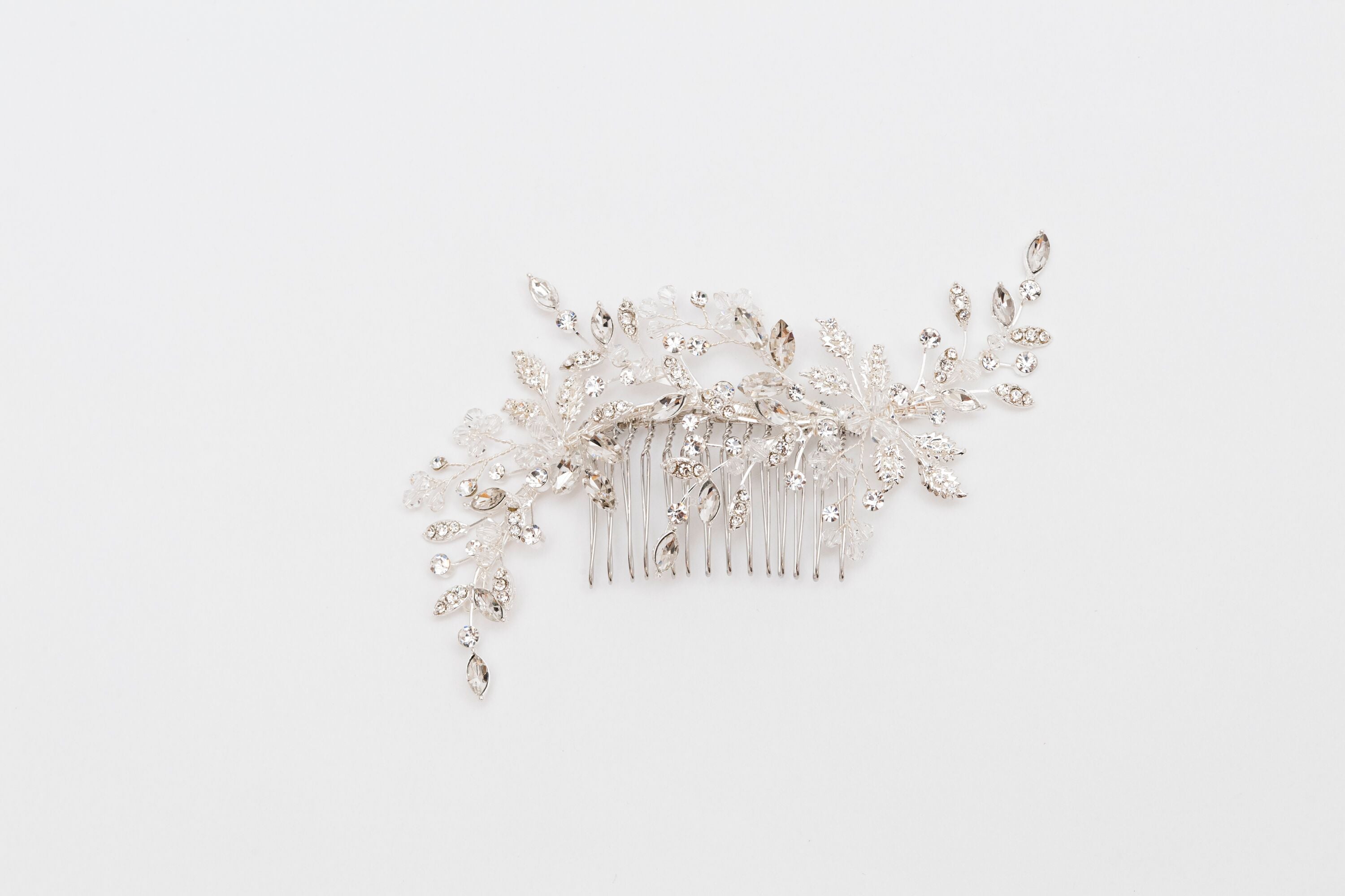 ivory knot-bridal accessories-wedding hair comb-merida